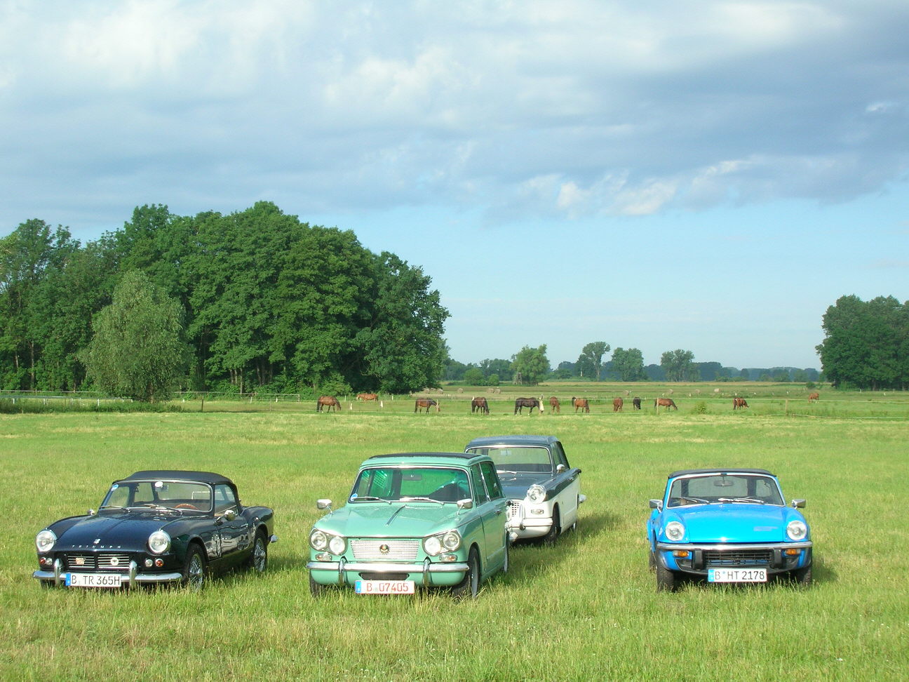 Juni 2007 - Der Spitfire Club Berlin l&auml;dt ein zum 25. Geburtstag und wir feiern gerne mit!